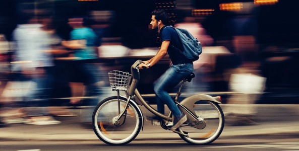 moet je op letten het van een elektrische fiets?